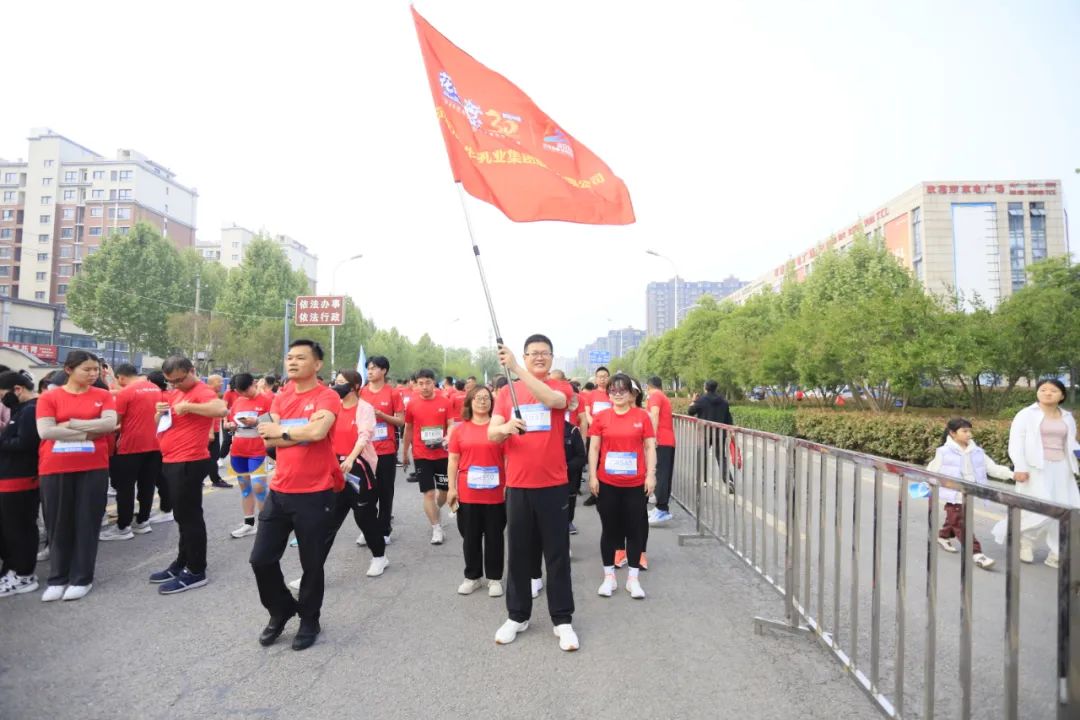 砥礪初心使命，汲取奮進(jìn)力量丨花花牛乳業(yè)集團(tuán)黨委組織開展學(xué)習(xí)“焦裕祿精神”主題黨日活動