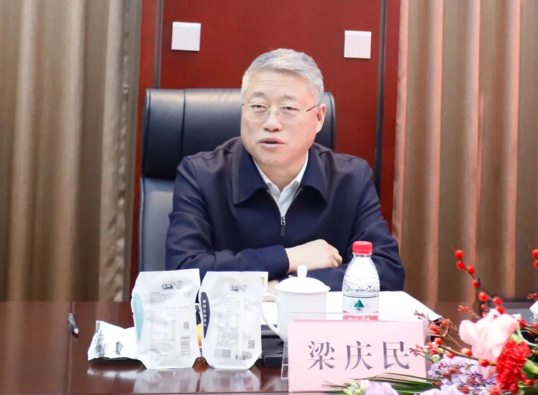 新年開新局 合作促發(fā)展丨佳木斯市委常委、副市長閆志剛一行蒞臨花花牛乳業(yè)集團(tuán)及佳田企業(yè)考察座談