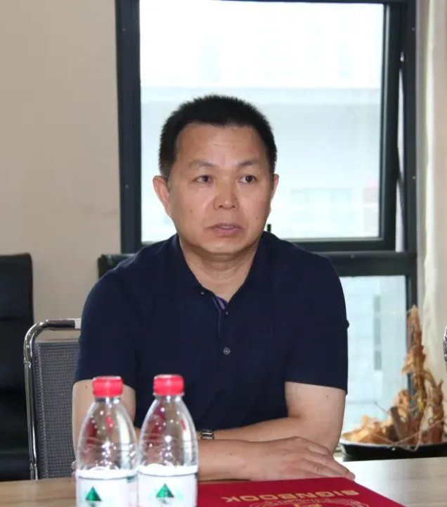 愛心奶情系學(xué)子，公益情溫暖人心—河南花花牛乳業(yè)集團(tuán)助力基金會“圓夢計(jì)劃?一杯奶”公益項(xiàng)目，愛心捐贈善款50萬元！