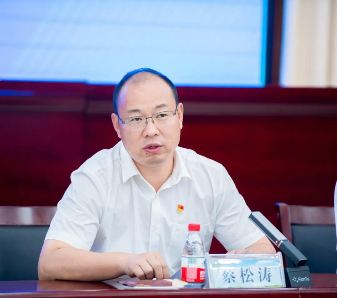 花花牛| 蘭考縣人民政府與蒙牛、花花牛達(dá)成戰(zhàn)略合作 助力河南奶業(yè)高質(zhì)量發(fā)展