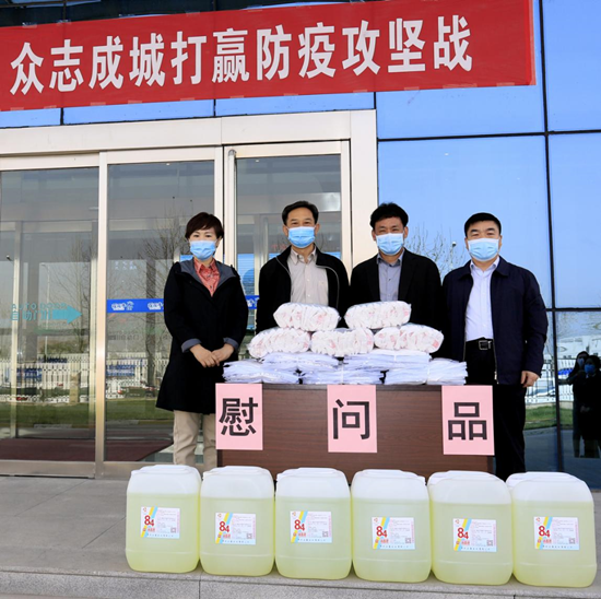 鄭州市人大副主任孫黎、市政府副市長李喜安一行 蒞臨花花牛開展“三送一強(qiáng)”活動(dòng)