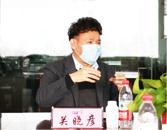 省委統(tǒng)戰(zhàn)部副部長張紅林一行蒞臨花花牛乳業(yè)集團(tuán) 調(diào)研復(fù)工復(fù)產(chǎn)暨二七區(qū)民營經(jīng)濟(jì)發(fā)展工作座談會