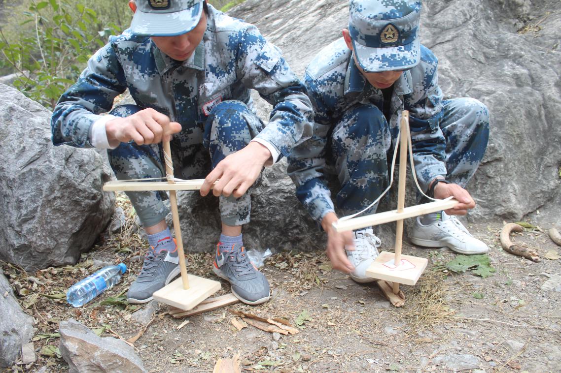 組織開(kāi)展戶外拓展訓(xùn)練活動(dòng) 組織開(kāi)展戶外拓展訓(xùn)練活動(dòng)